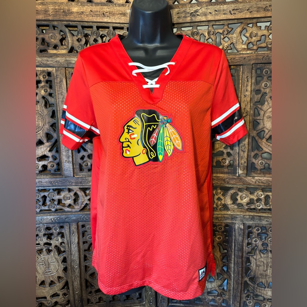 Majestic Official Licensed Chicago Blackhawks Hockey Jersey Red Womens M